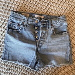 Levi's® Premium RIBCAGE WOMEN'S SHORTS, Size 25